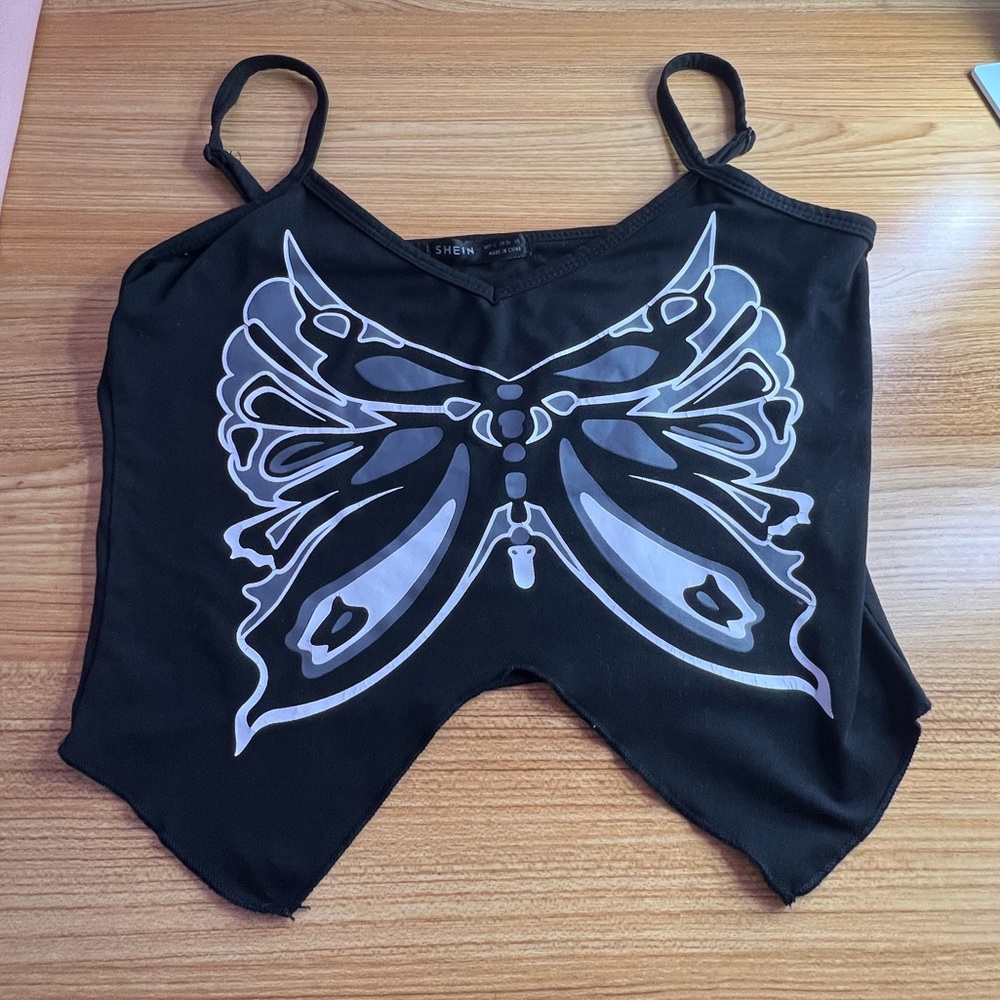 A bundle of crop top shirts